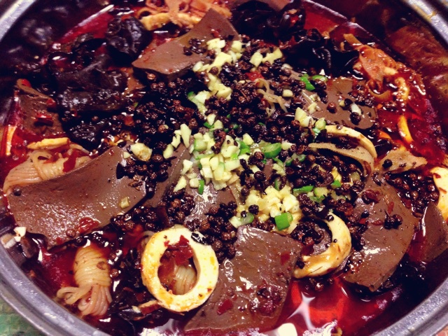 坚果丿旅馆做的香辣毛血旺