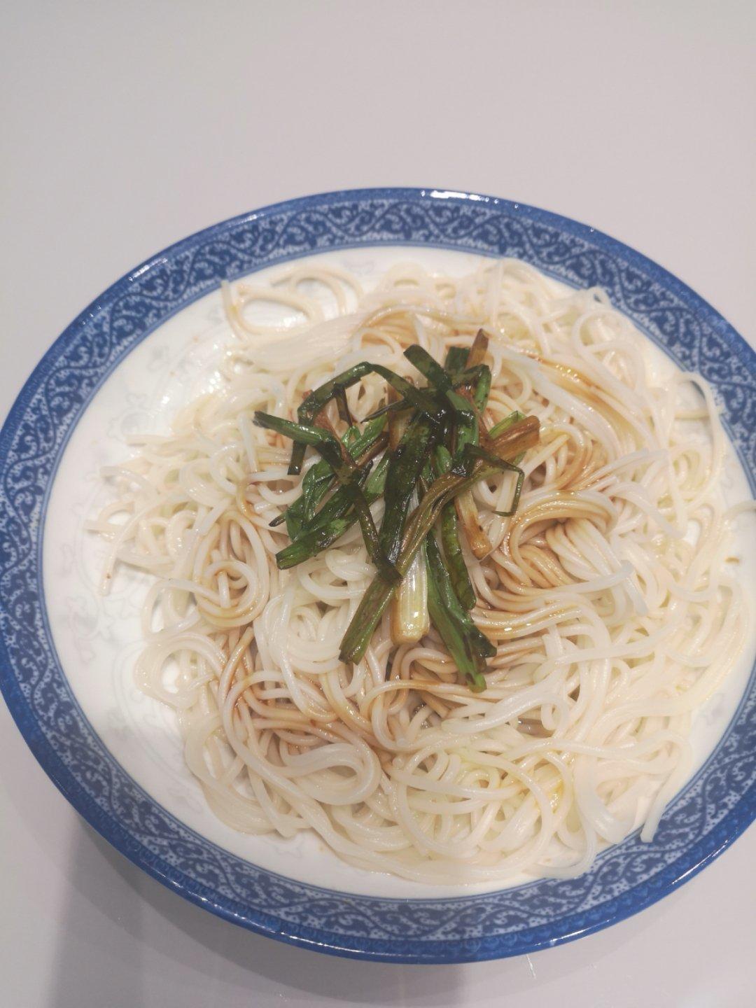 不试后悔：详解最好吃的葱油面（葱油做法）