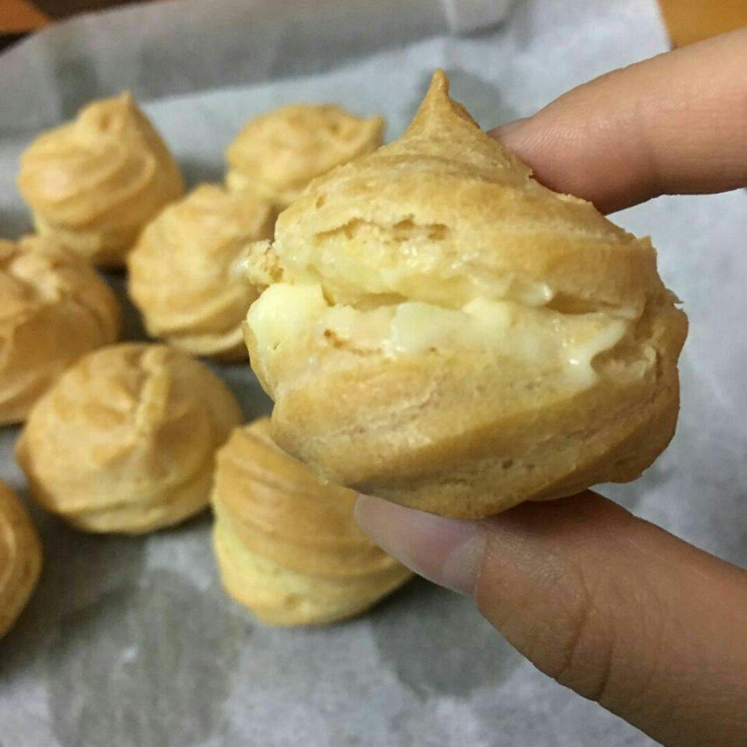 卡士达酱泡芙