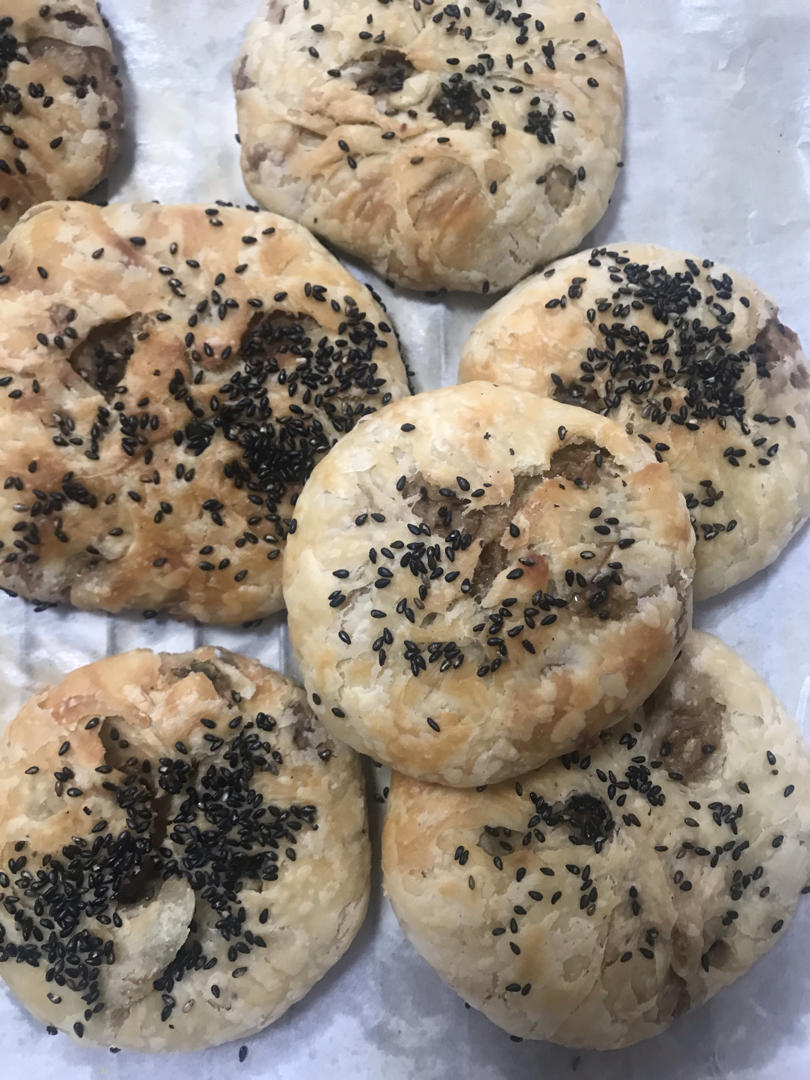 酥掉渣肉烧饼