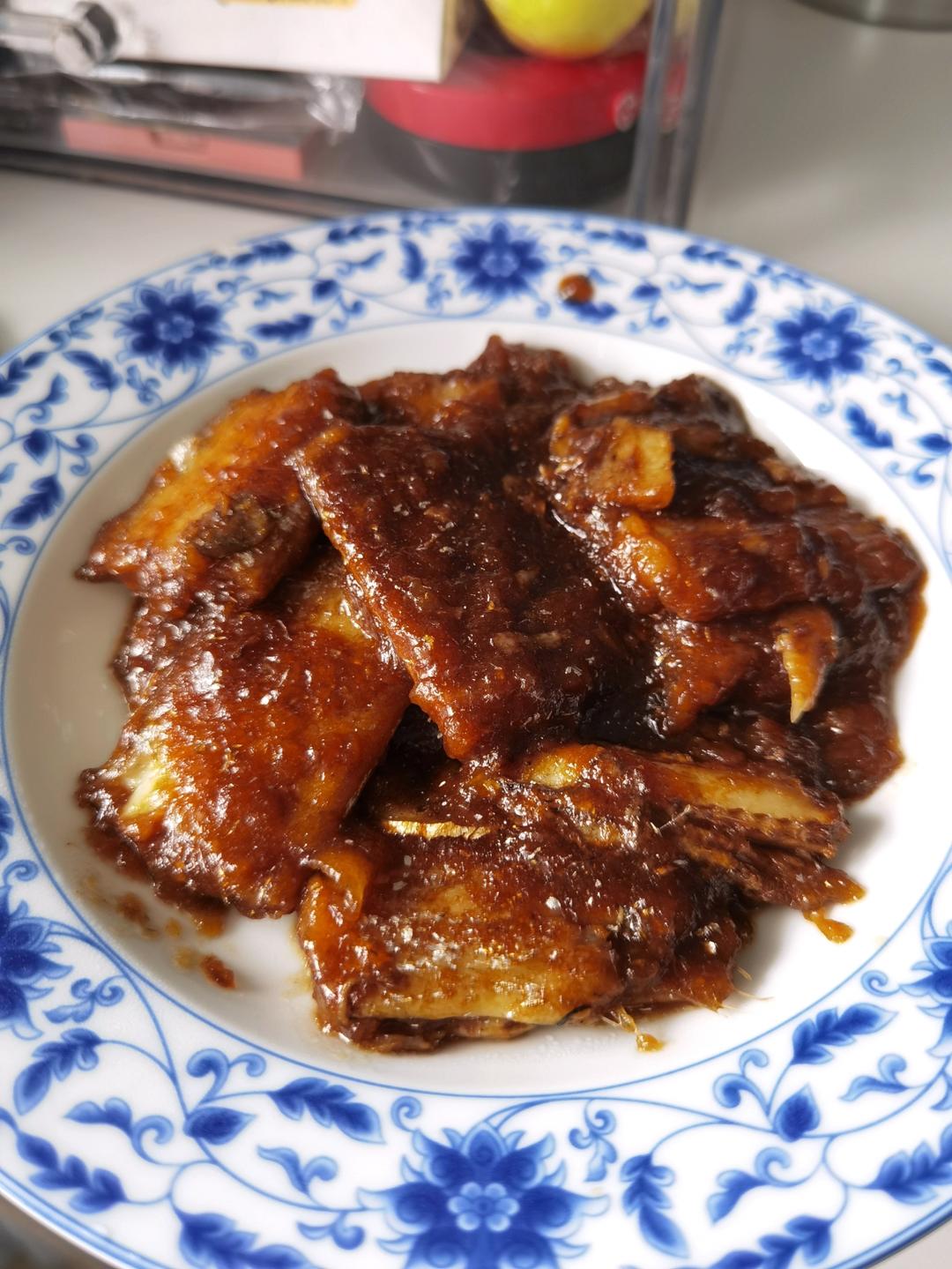 酱烧带鱼（据说是“人民大会堂”的方子）