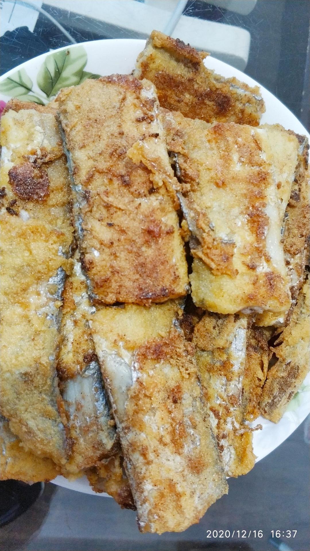 手机用户3181gnp1做的香煎刀鱼