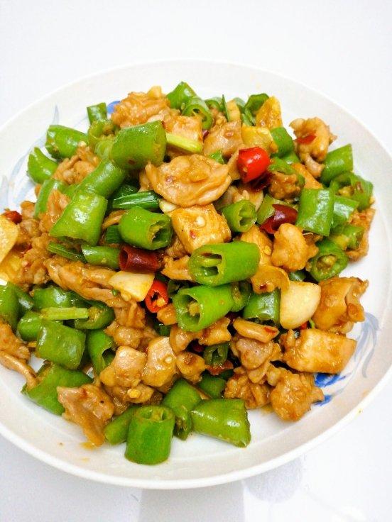 青椒炒兔丁