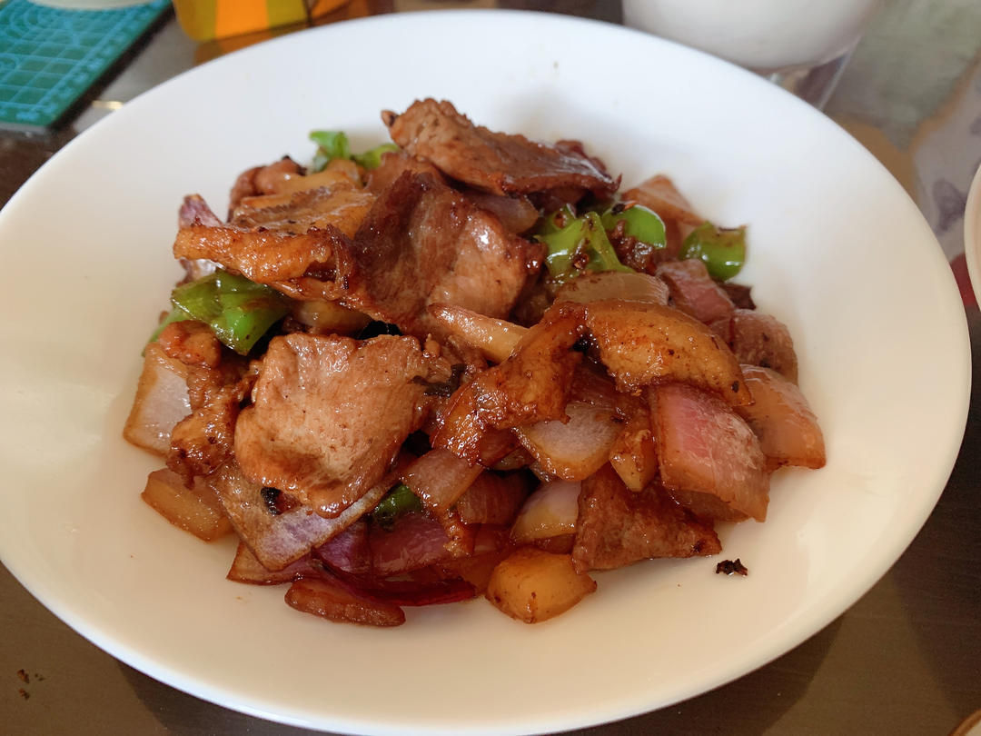 色香味俱全的洋葱炒肉