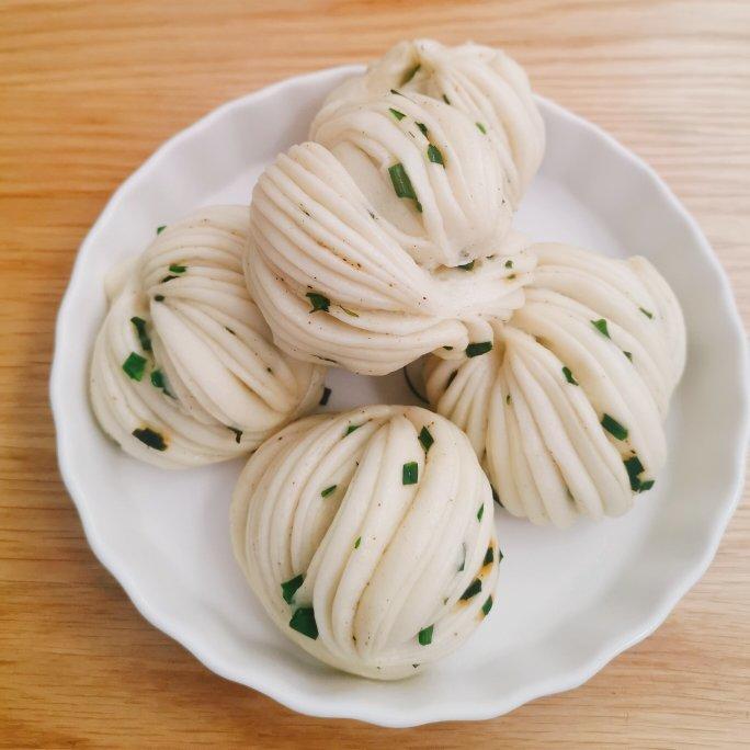 葱油花卷，一根筷子卷出漂亮的造型