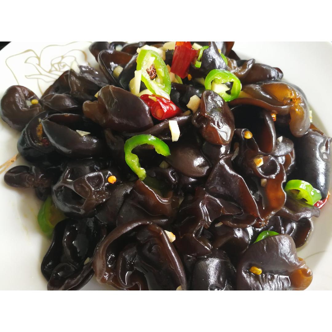 凉拌爽脆木耳