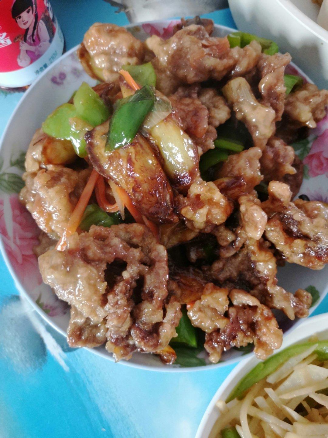 溜肉段烧茄子（东北硬菜呀哈哈）