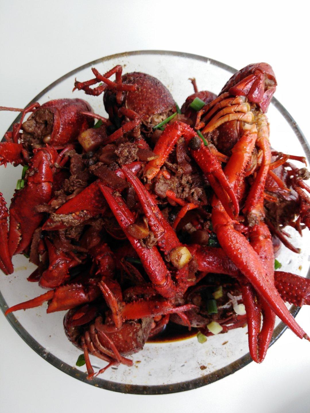 小龙虾超详细清洗处理及麻辣/蒜香做法