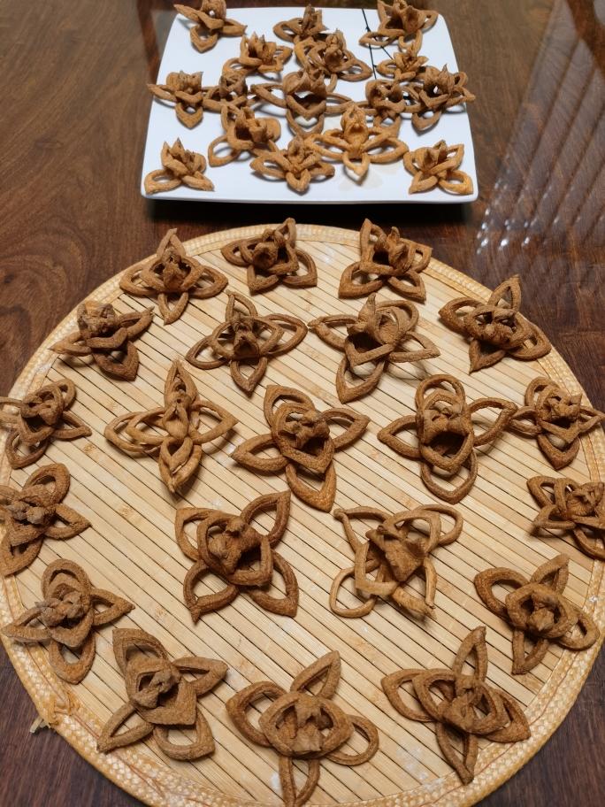 炸薯花的做法 步骤5