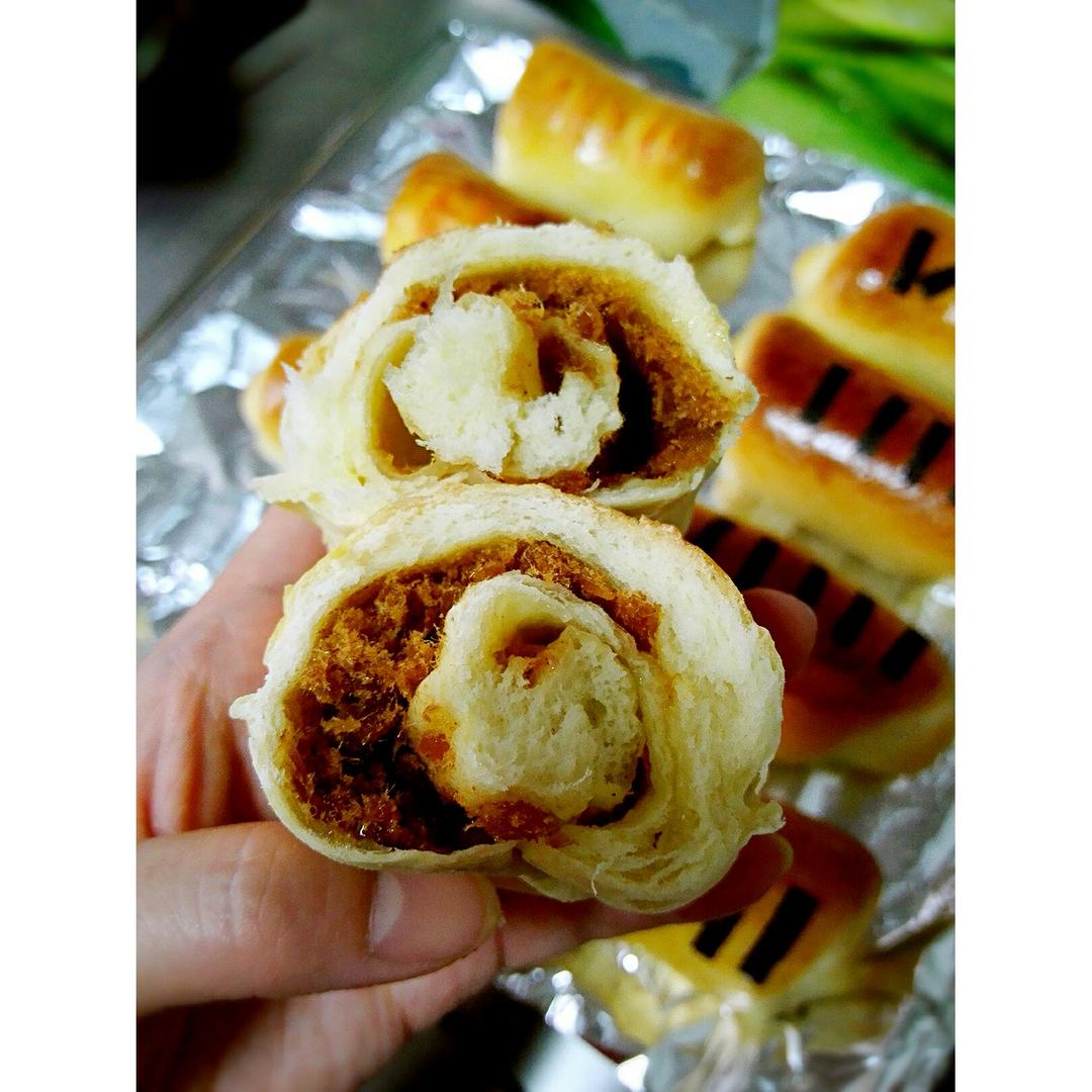 超好吃的肉松面包