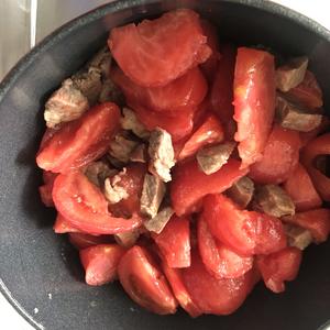 超级简单的番茄炖牛肉的做法 步骤6