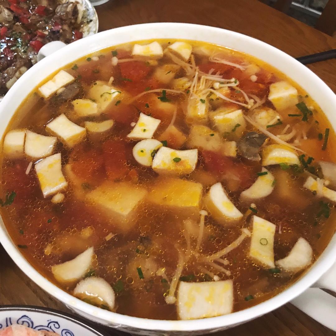 龙利鱼豆腐煲