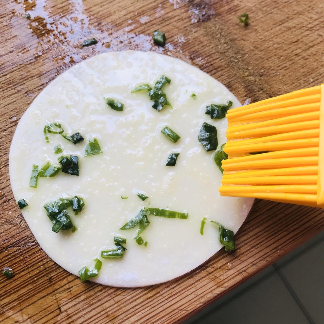 葱油千层饼(饺子皮)