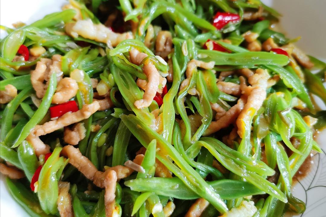酱爆豆角丝～比肉还好吃的家常菜