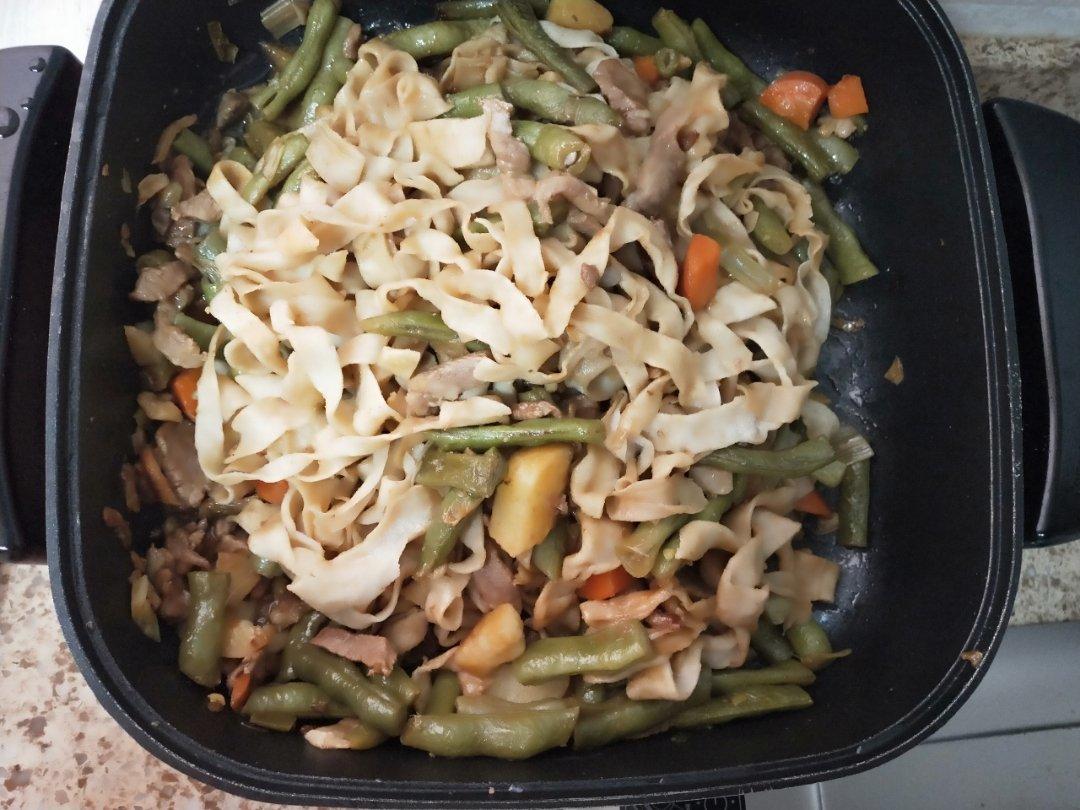 豆角焖面