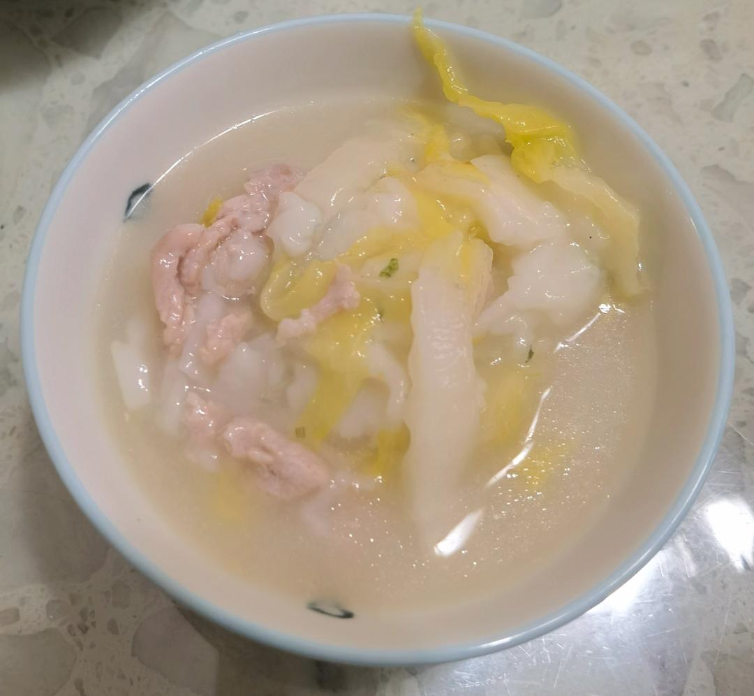 黄芽菜肉丝年糕汤