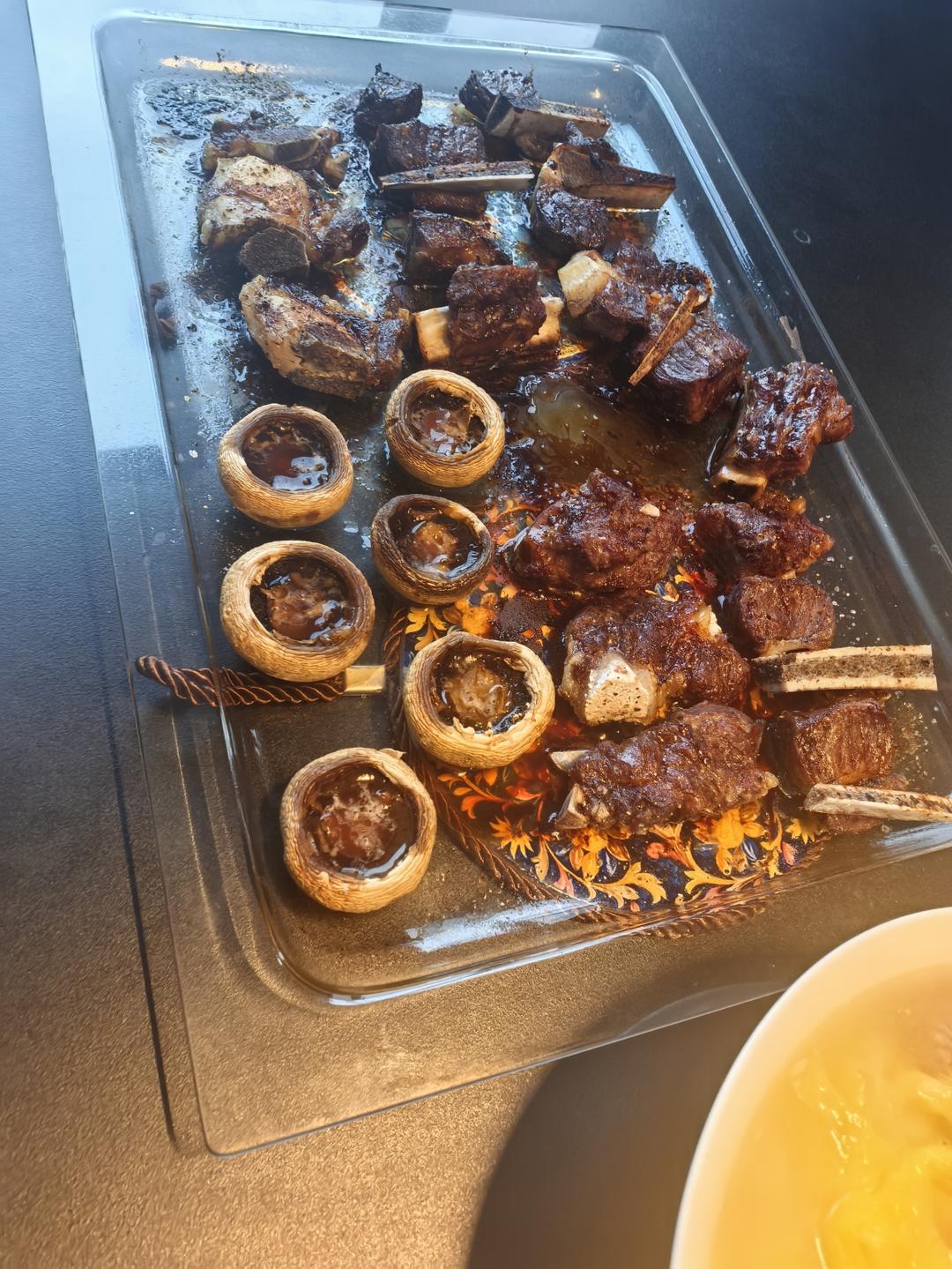 准备时间10分钟的超好吃烤牛肋排