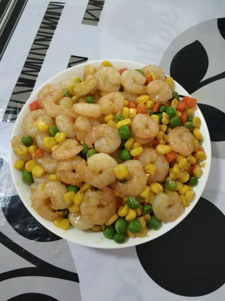 三色炒虾仁