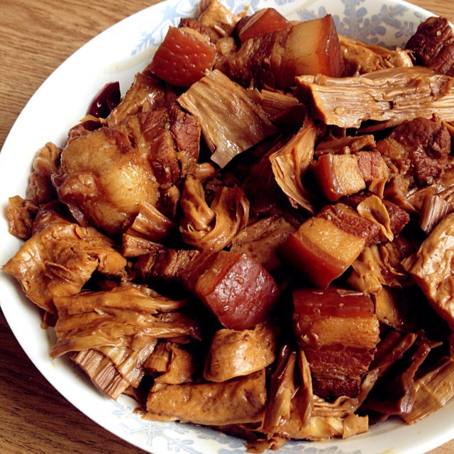 笋干红烧肉