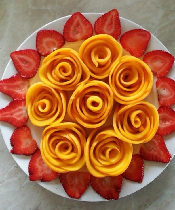 媚雨季节做的芒果玫瑰花