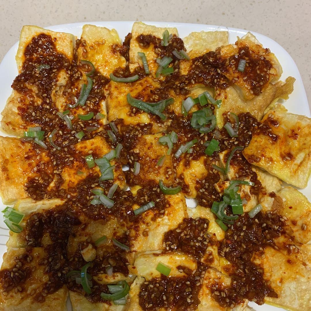 完胜路边摊：香煎孜然豆腐