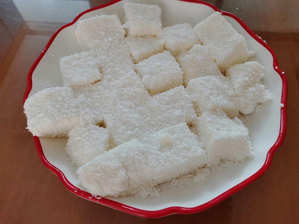 牛奶椰汁糕
