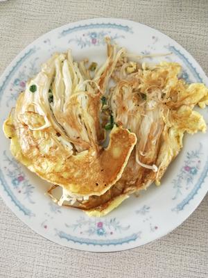 简单的金针菇煎蛋的做法 步骤4