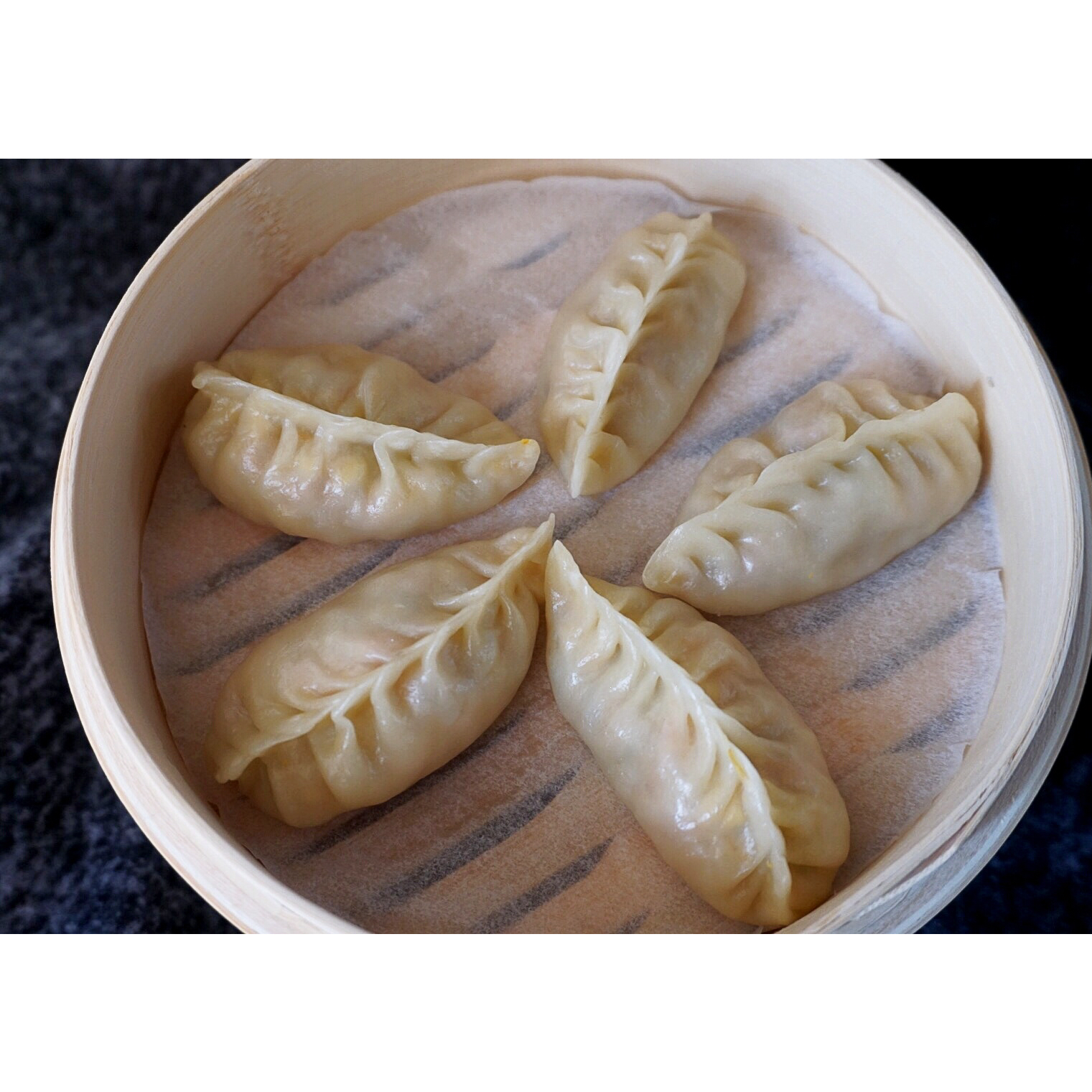 yvonne徐做的蚶子白菜蒸饺