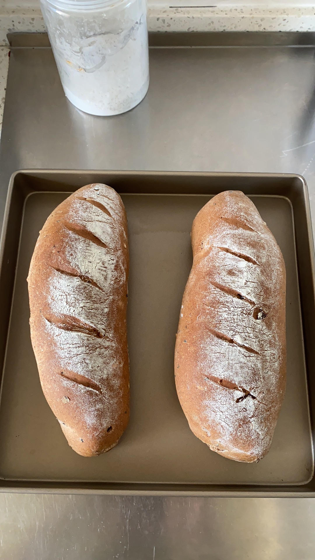 全麦软欧包（有啥放啥，健康美味，流程简易）