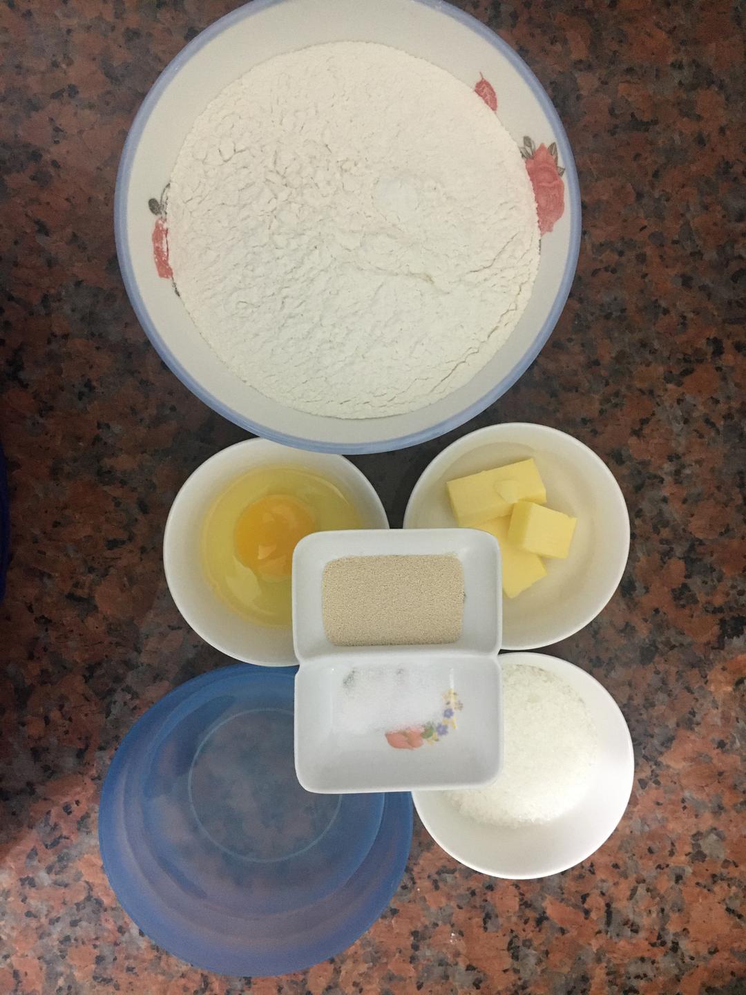 纯奶手撕吐司的做法 步骤1