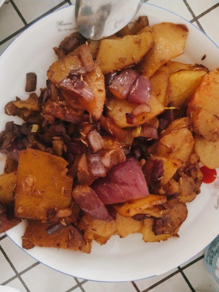 孜然洋葱土豆片