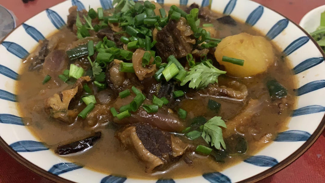 番茄土豆炖牛腩