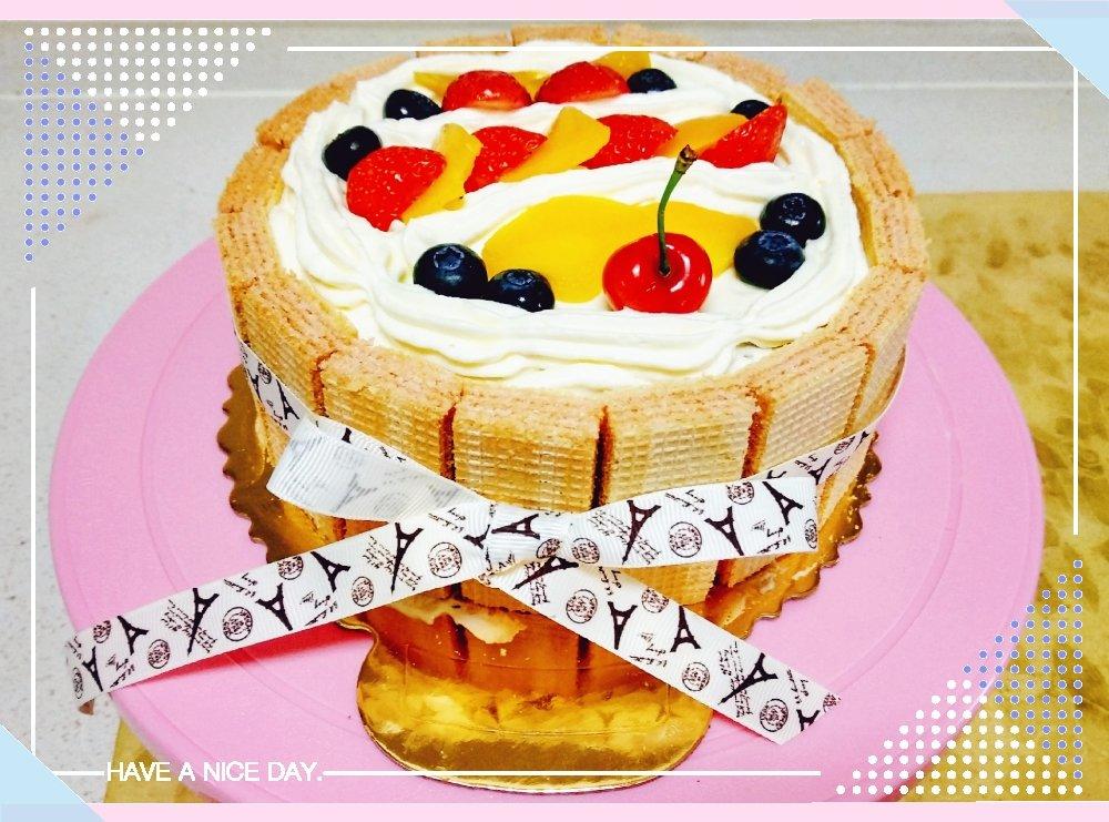 生日蛋糕教程【威化饼干围边】