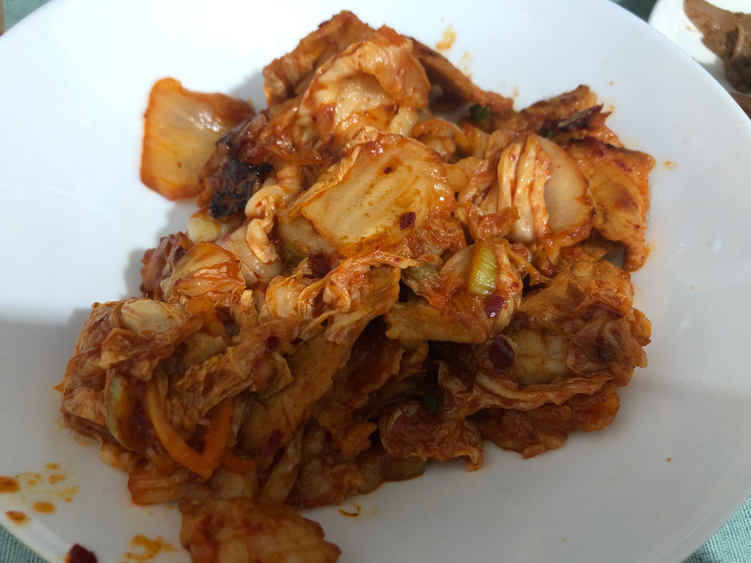辣白菜炒五花肉