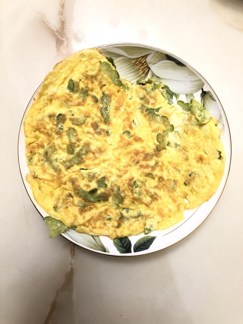 厨师长教你：“苦瓜煎蛋”的家常做法，营养又美味