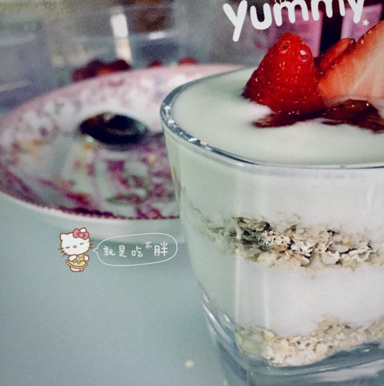 超流行的隔夜燕麦酸奶！！