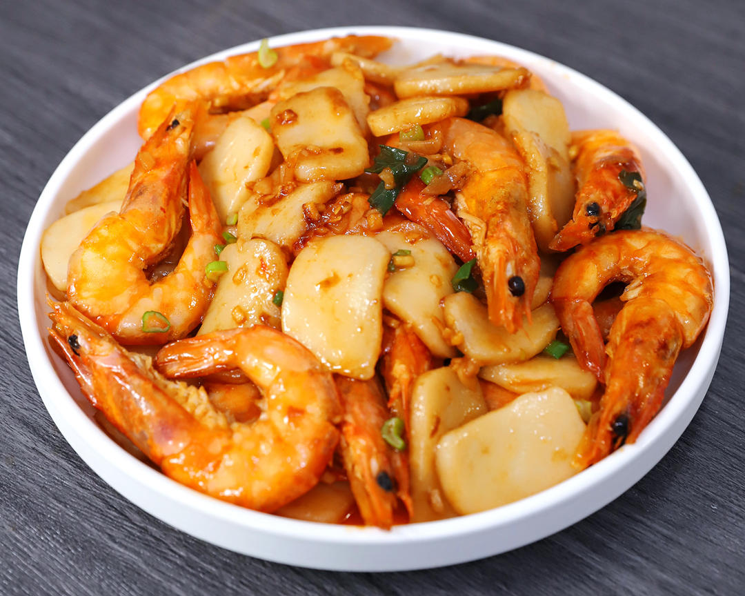 1人做过这道菜九妈厨房大虾配年糕,这种神仙吃法,你试过吗?