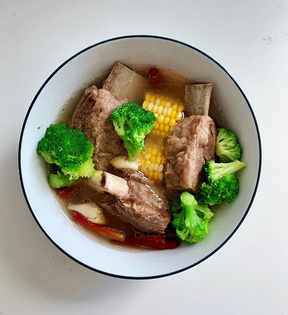 玉米排骨汤