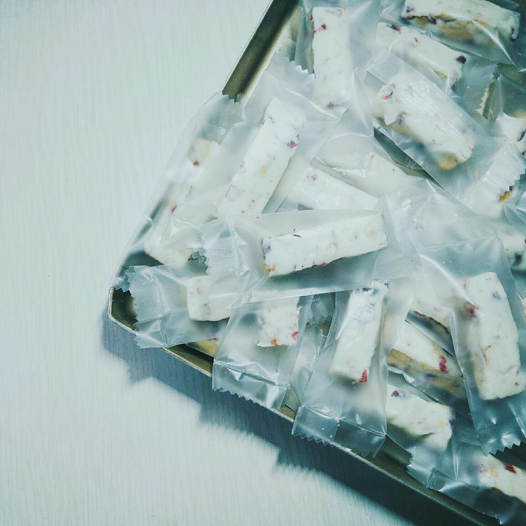 超详细TIPS—自制超美味牛轧糖（熬糖版），秒杀棉花糖版