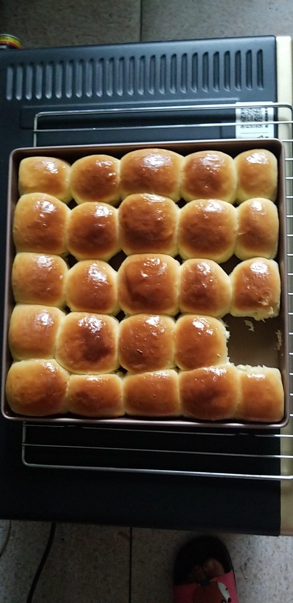 普通面粉做的柔软小餐包