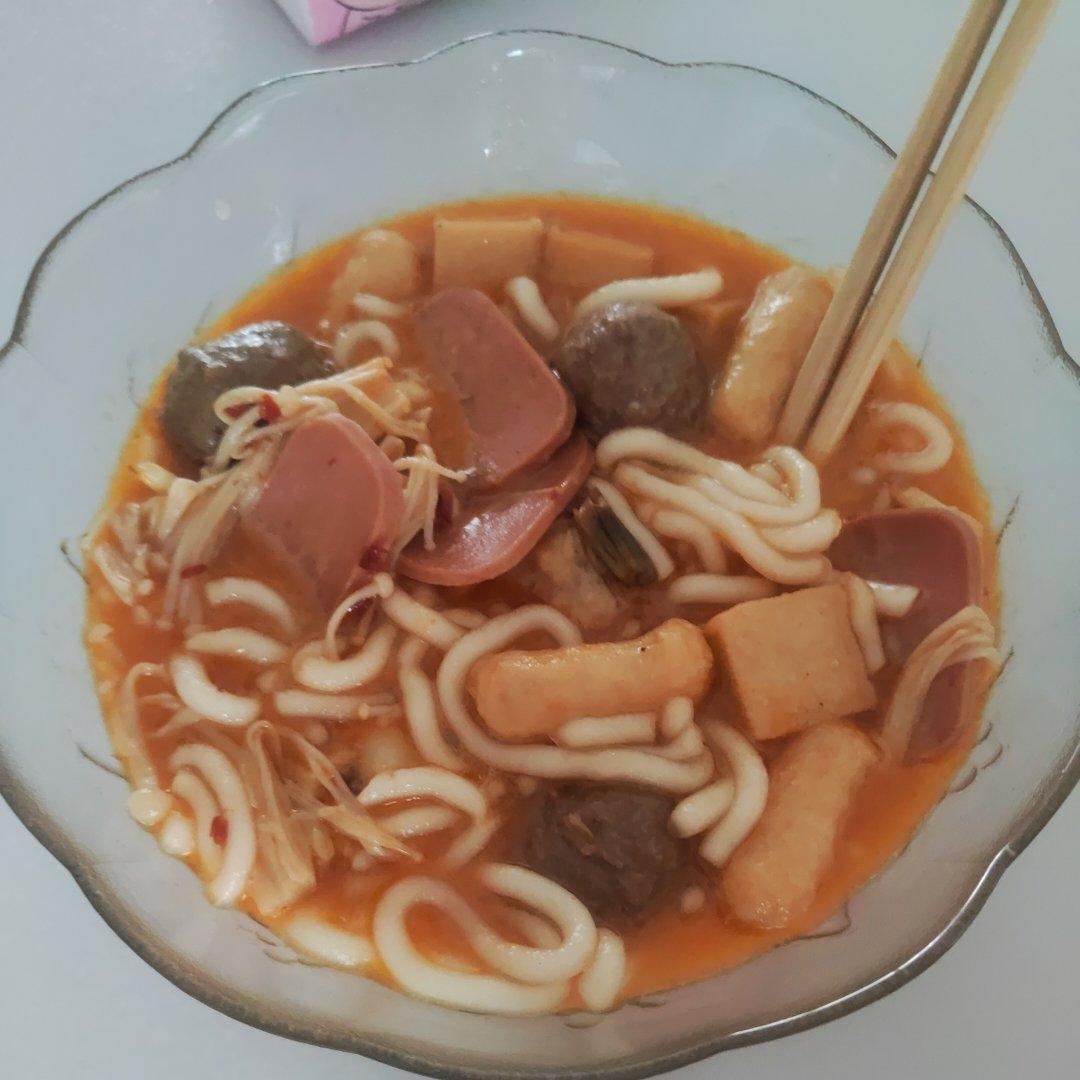 好吃到汤都喝光的「麻辣土豆粉」
