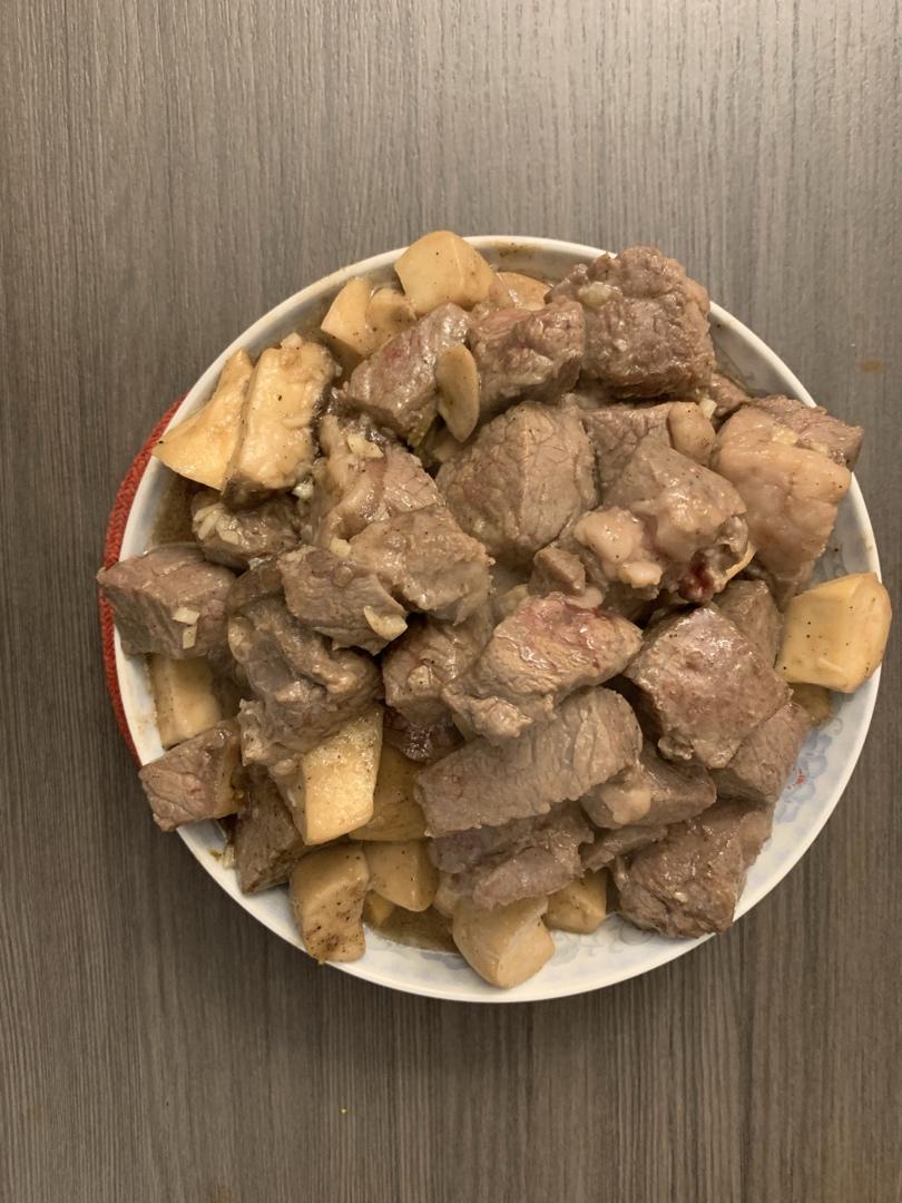 黑椒杏鲍菇牛肉粒