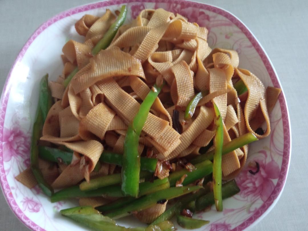 色香味俱全～炒豆皮