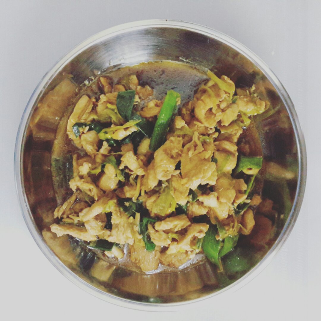 大蒜炒肉