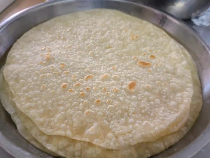 烙春饼(用视频告诉你，这饼有多软)