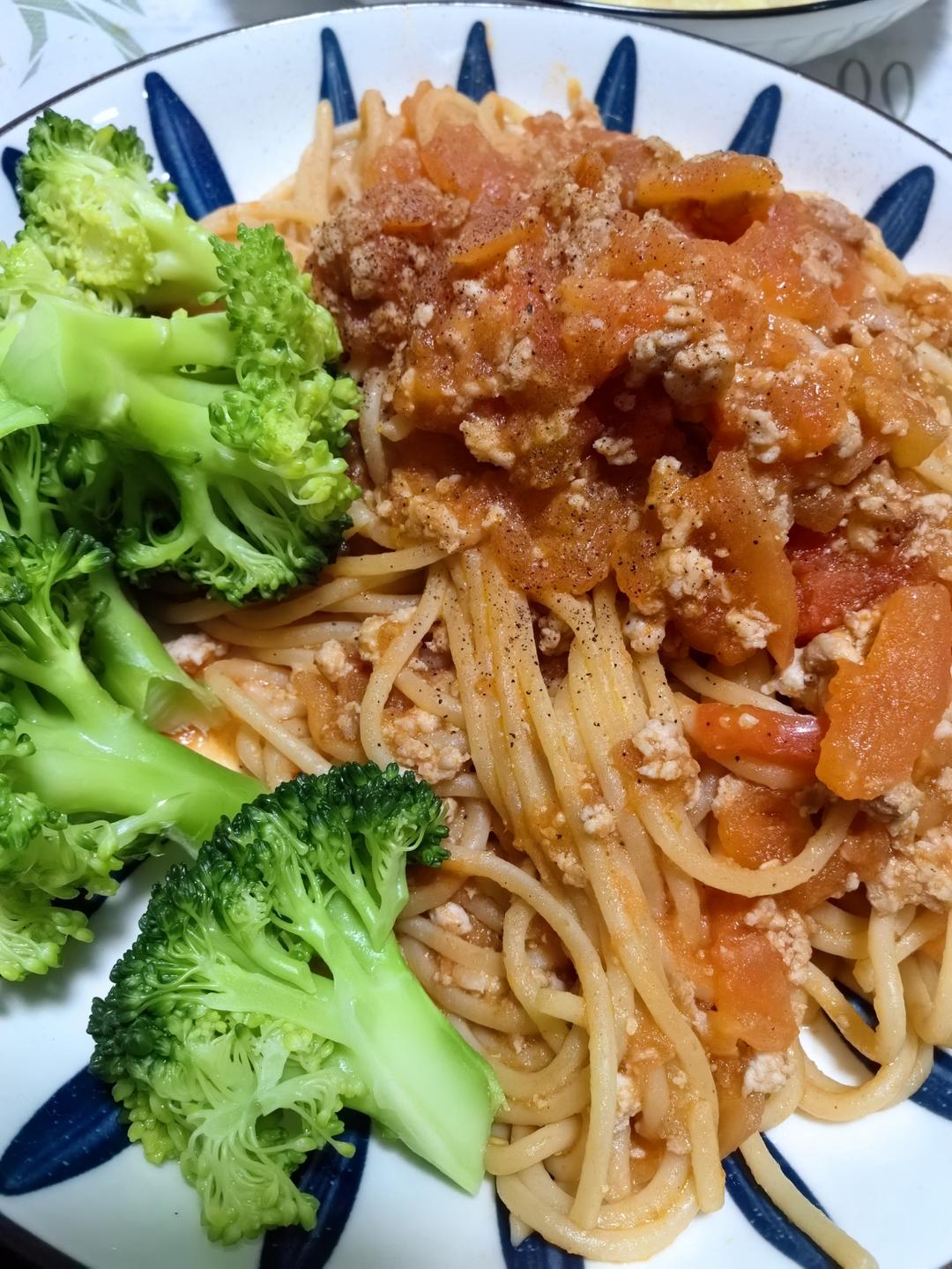 番茄肉酱意面