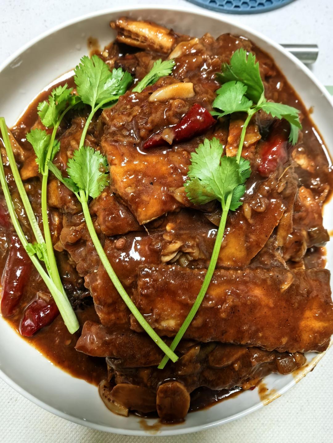 零失误的红烧带鱼，经典家常菜，吃了就忘不掉的味道