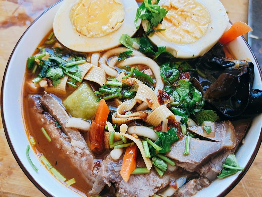 好吃到汤都喝光的「麻辣土豆粉」