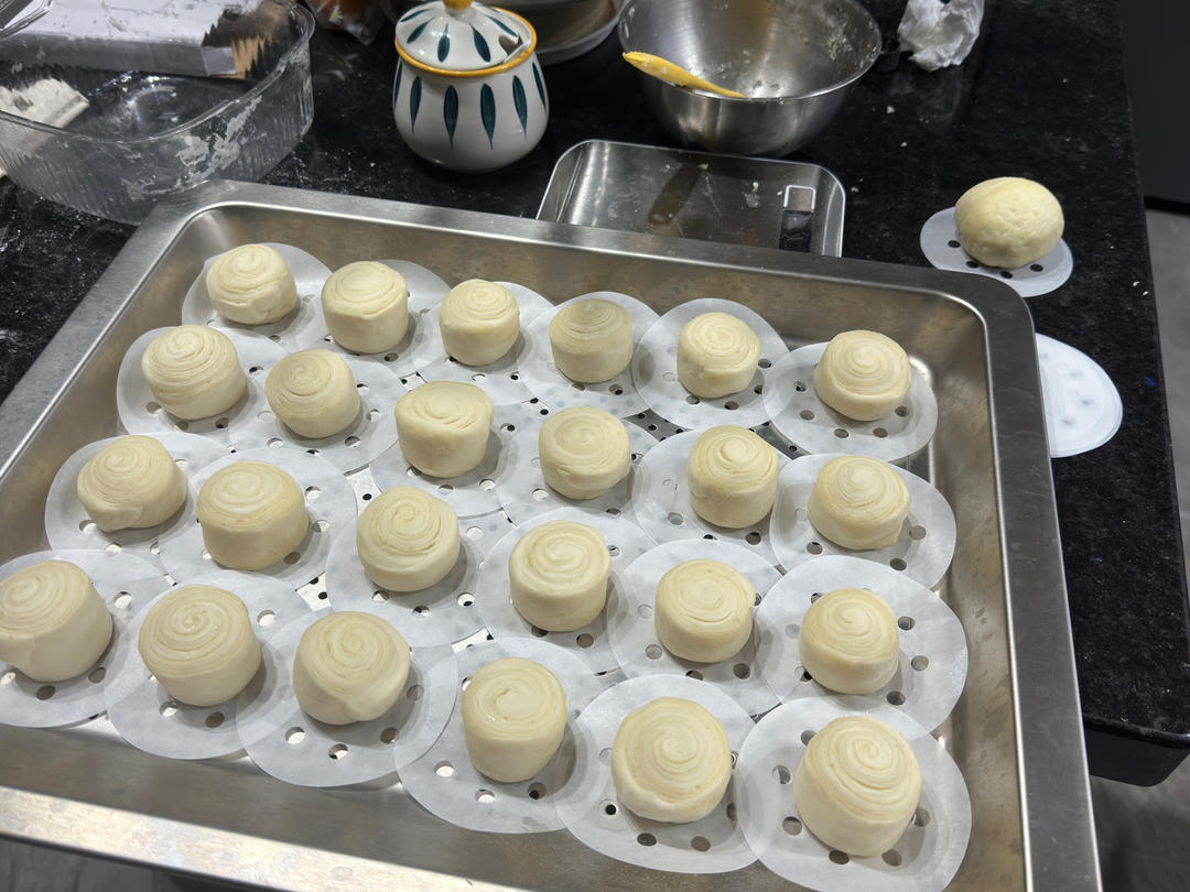 网红黄油馒头卷