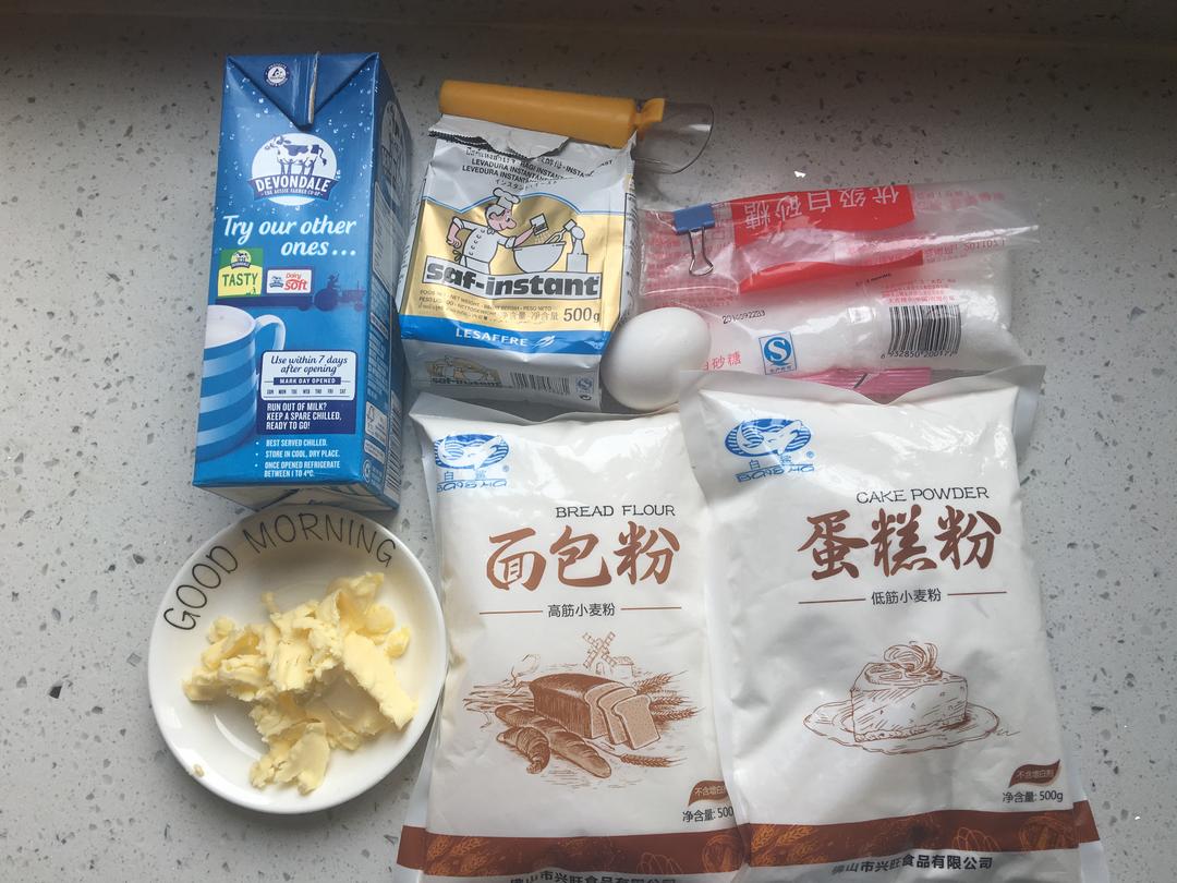 纯奶手撕吐司的做法 步骤1